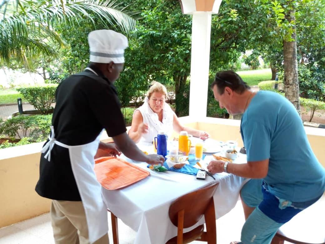 Safina Resort Zanzibar Buitenkant foto
